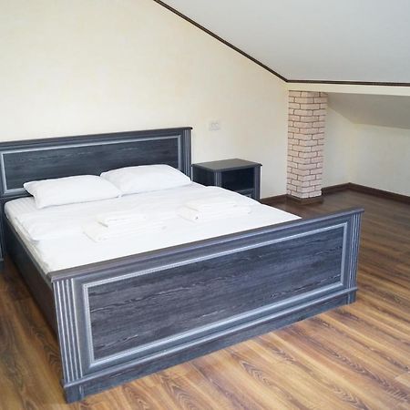Motel Rosinka Ukrainka Esterno foto