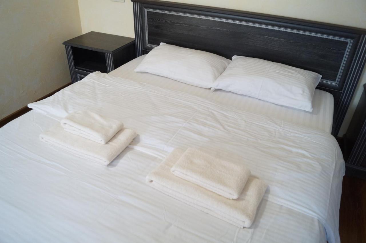 Motel Rosinka Ukrainka Esterno foto