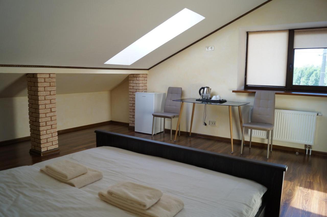 Motel Rosinka Ukrainka Esterno foto