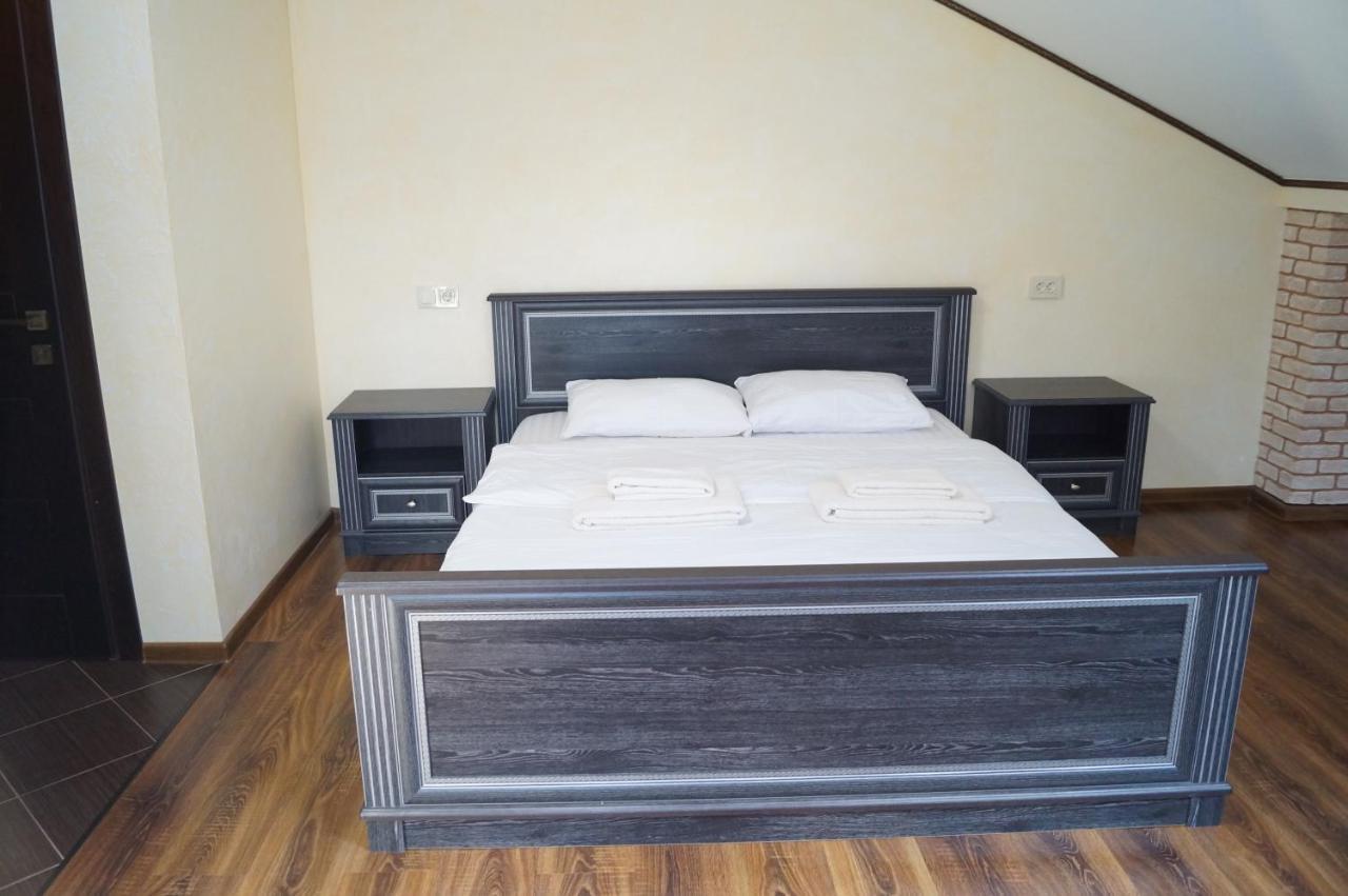 Motel Rosinka Ukrainka Esterno foto